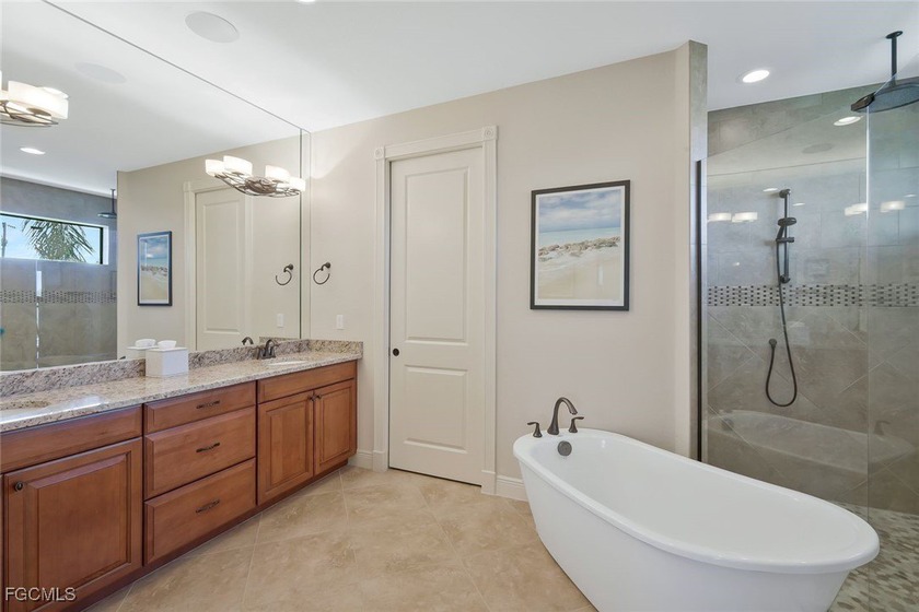 Direct Sailboat Gulf Access custom Arnold Roberts home perfectly - photo 22