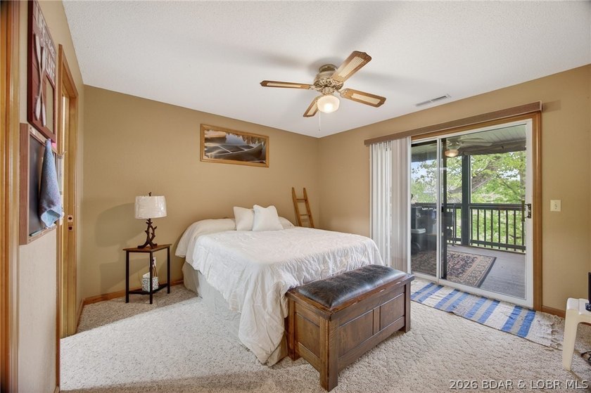 Experience the perfect blend of accessibility &amp; quiet lakeside - photo 43