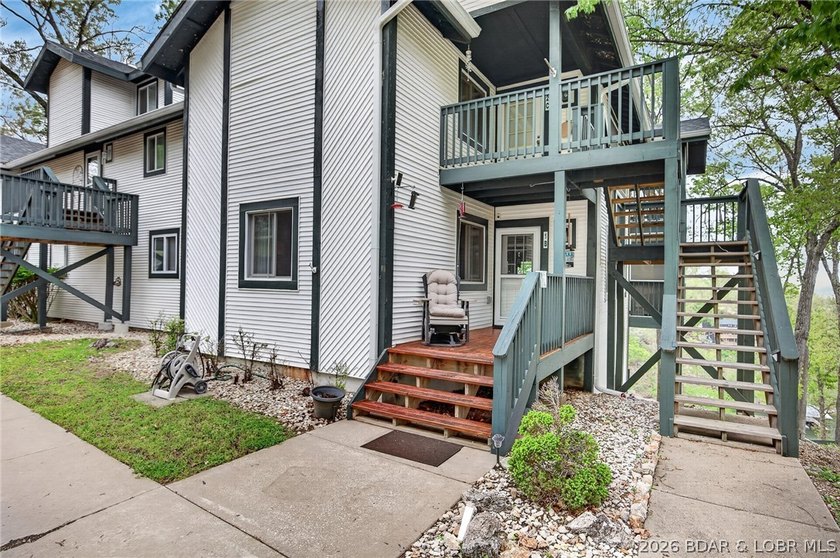 Experience the perfect blend of accessibility &amp; quiet lakeside - photo 49