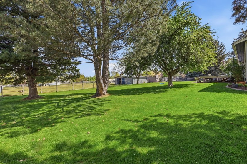 Close-In Hobby Farm &amp; Horse Property on Over an Acre in CV - photo 33