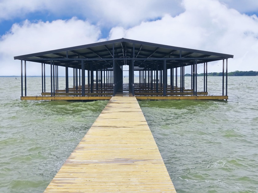 Beautiful 1.03 ac lot in Richland Cove, on Richland Chambers Lake - photo 34