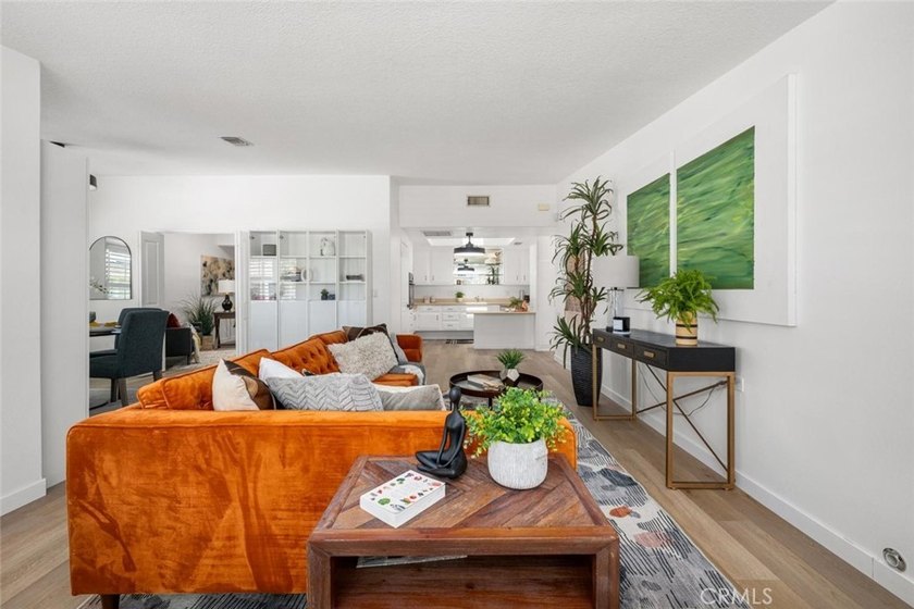 Bright corner two-bedroom, two-bath residence located in Mutual - photo 15