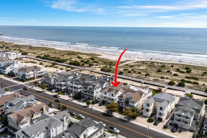 BEACH FRONT Townhouse on the Goldcoast with Panoramic Views!!! - photo 50