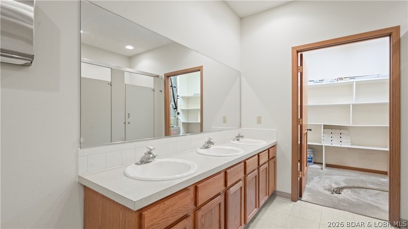 This versatile commercial property offers an exceptional - photo 31