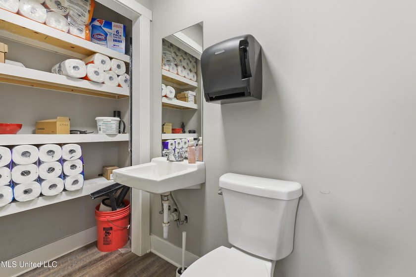 NEW PRICE makes this an even more incredible opportunity in - photo 12