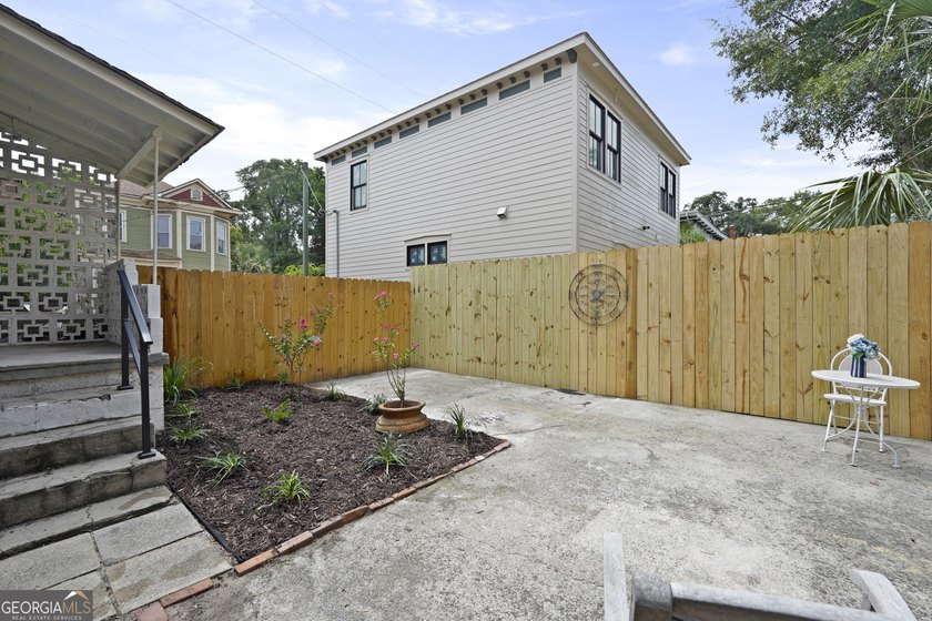 Step into timeless charm &amp; modern comfort in Savannah's Starland - photo 29