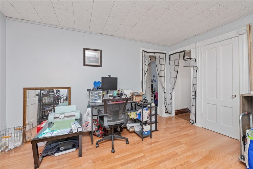 Welcome to this spacious colonial located in the Edgerton - photo 15