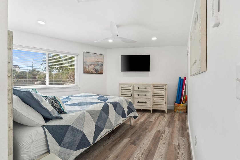 Fully furnished with $55,000 invested in stylish upgrades, plus - photo 20