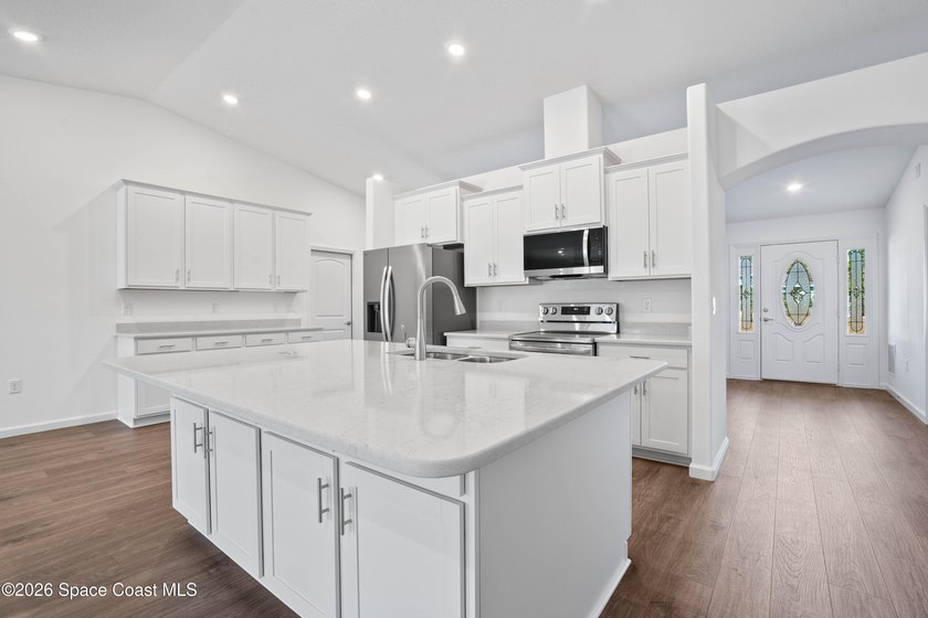 Beautiful New Construction Home on City Water with Septic.This - photo 6