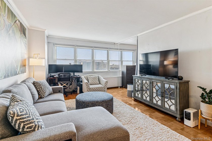 Welcome to Birchwood Towers Apt 15G. This well maintained jr1 - photo 3