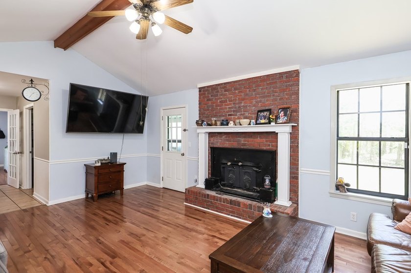 Tucked away in desirable Quail Creek Estates, this spacious - photo 8