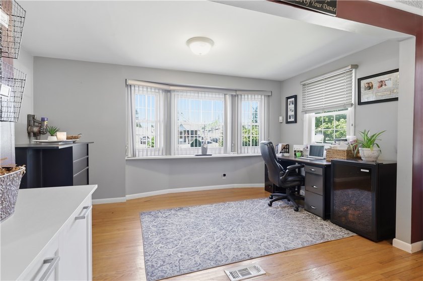 Welcome to 55 Toelsin Road - a home with the kind of extras - photo 16