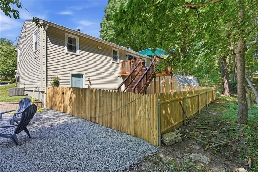 OFFER DEADLINE 7/14 AT NOON. This charming, move-in ready ranch - photo 24
