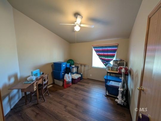 Discover your dream home nestled in a small, remote charming - photo 11