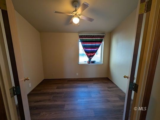 Discover your dream home nestled in a small, remote charming - photo 12