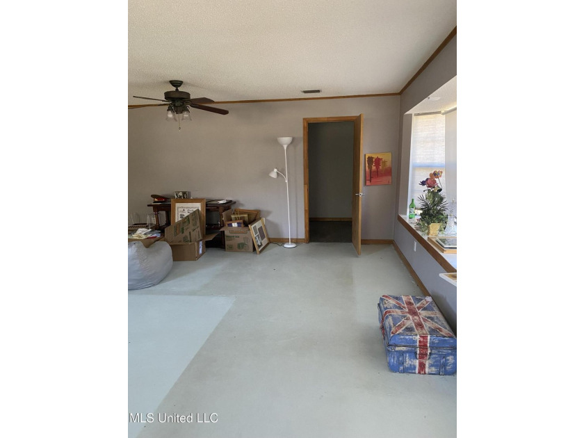 So much to offer in this Southern Coastal home. This ranch style - photo 21