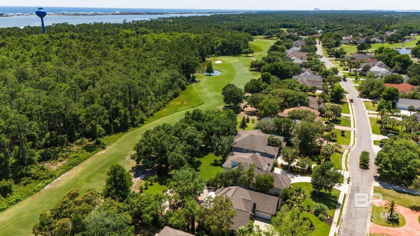 Welcome to 19 Lagoon Drive where every day can be like vacation - photo 33
