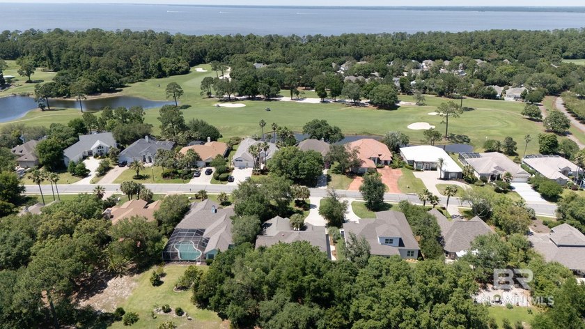 Welcome to 19 Lagoon Drive where every day can be like vacation - photo 35