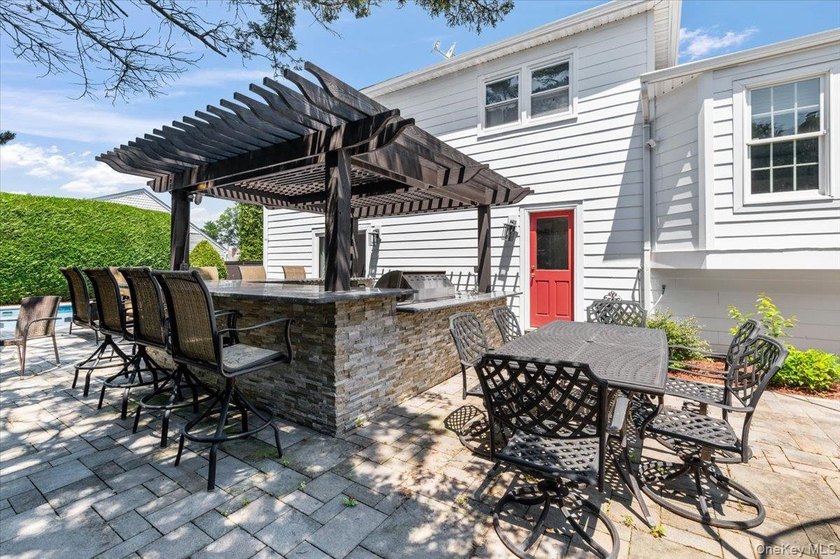 Nestled within the highly sought-after Harbor Green community of - photo 36