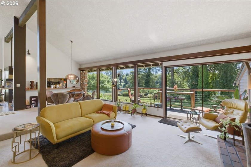 Willamette Riverfront Atomic Ranch townhome, meticulously - photo 17