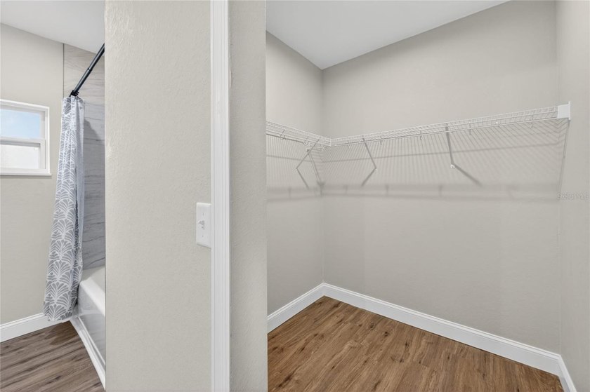 Under Construction. LET'S GET YOUR FAMILY MOVED IN BEFORE SCHOOL - photo 25