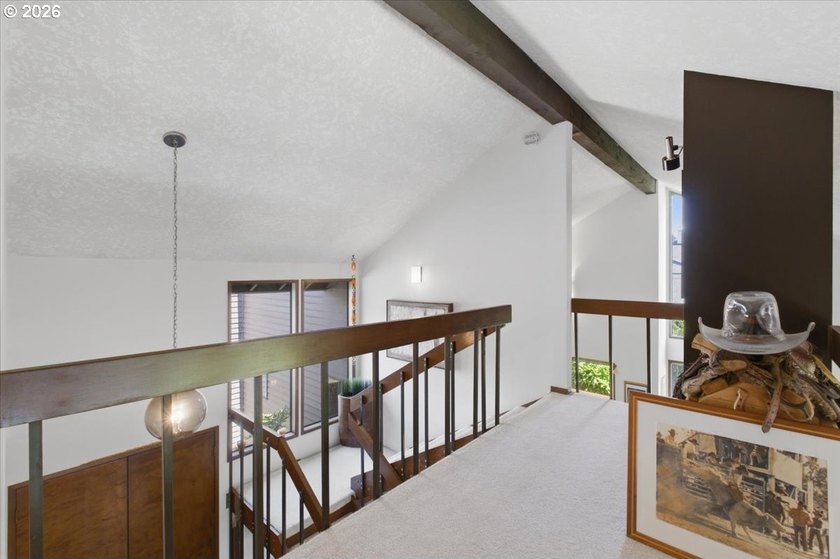 Willamette Riverfront Atomic Ranch townhome, meticulously - photo 35