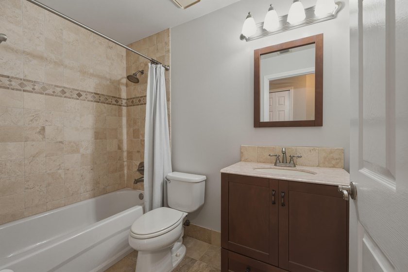 Welcome to highly sought-after La Costa in the Mission Bay - photo 18