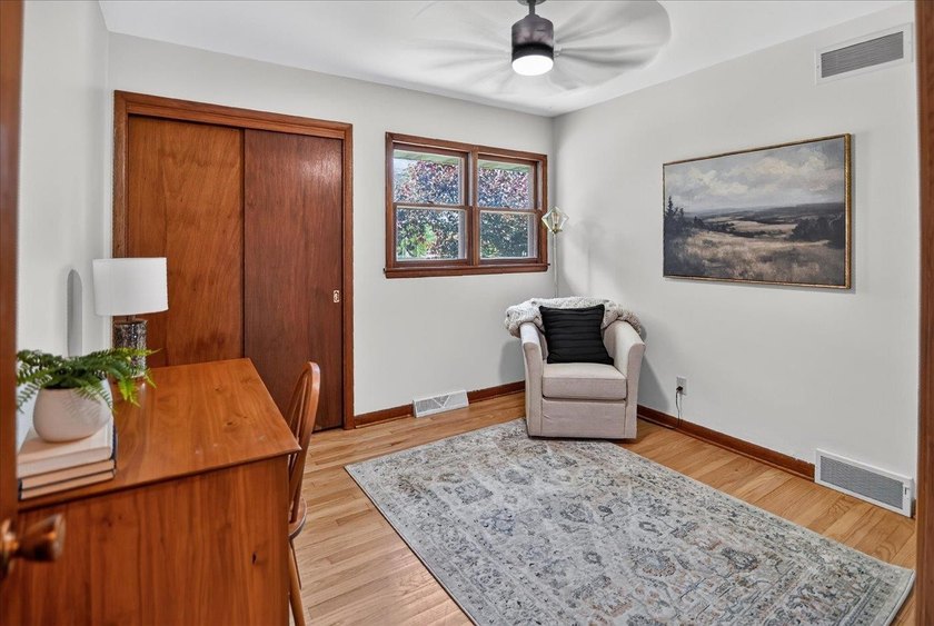 Incredible value awaits the new owner of this Northside ranch - photo 21