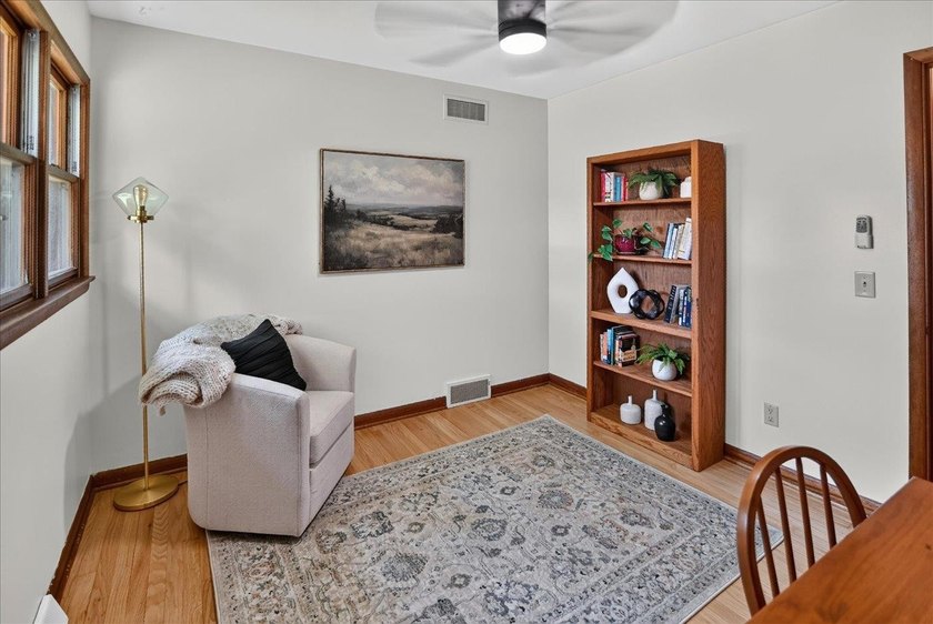 Incredible value awaits the new owner of this Northside ranch - photo 23
