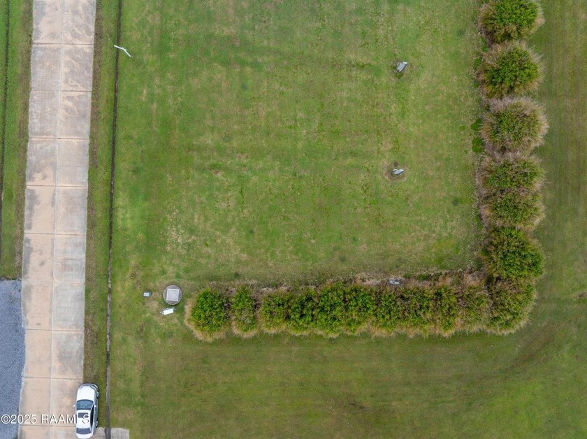 Looking for the perfect spot to build a peaceful retreat near - photo 4
