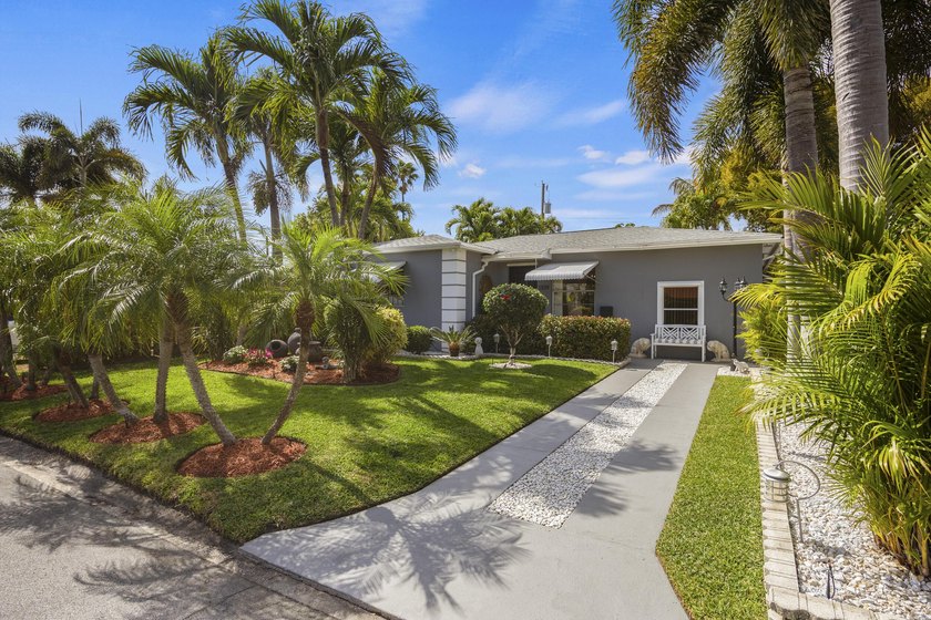 Beautiful 3BR/2BA CBS home with NO HOA-perfect as a primary - photo 8