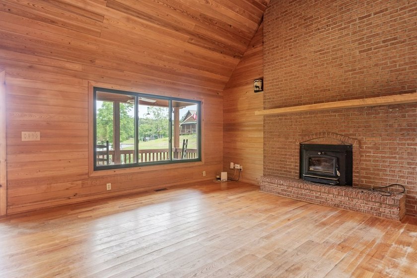 The perfect Lake Sinclair playground with a blend of privacy and - photo 15