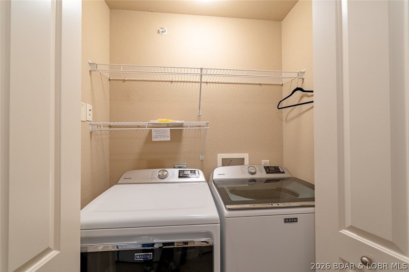 Experience low-maintenance lake living in this well-maintained - photo 18