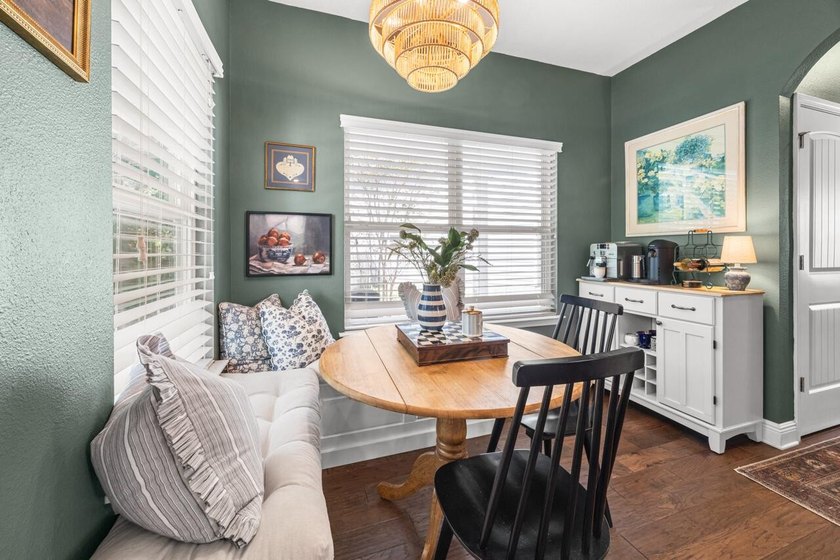 ***Home Sweet Home***This 3BR/2.5BA home has been lovingly - photo 23