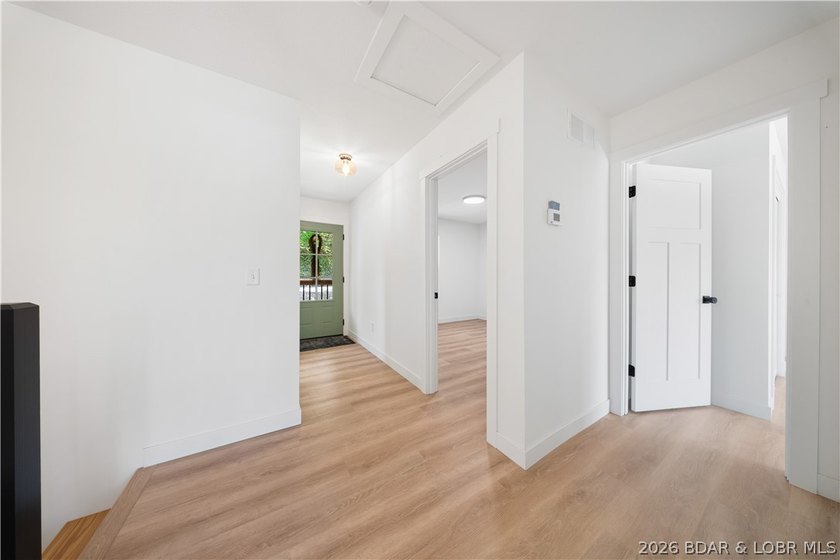 Cove location with 100 feet of lakefront, this beautifully - photo 26