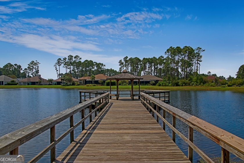One of the few and best lots left on the end of desirable - photo 9
