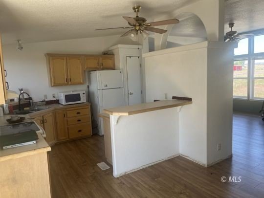 OUTSTANDING VALUE! 433A Filed, Home on permanent foundation - photo 14
