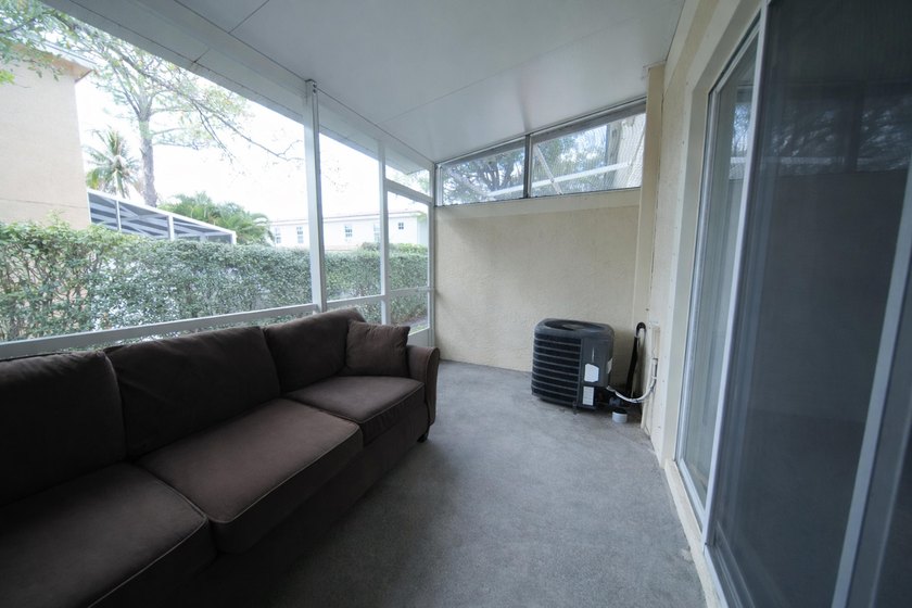 Seller is willing to contribute toward buyer's closing costs - photo 6