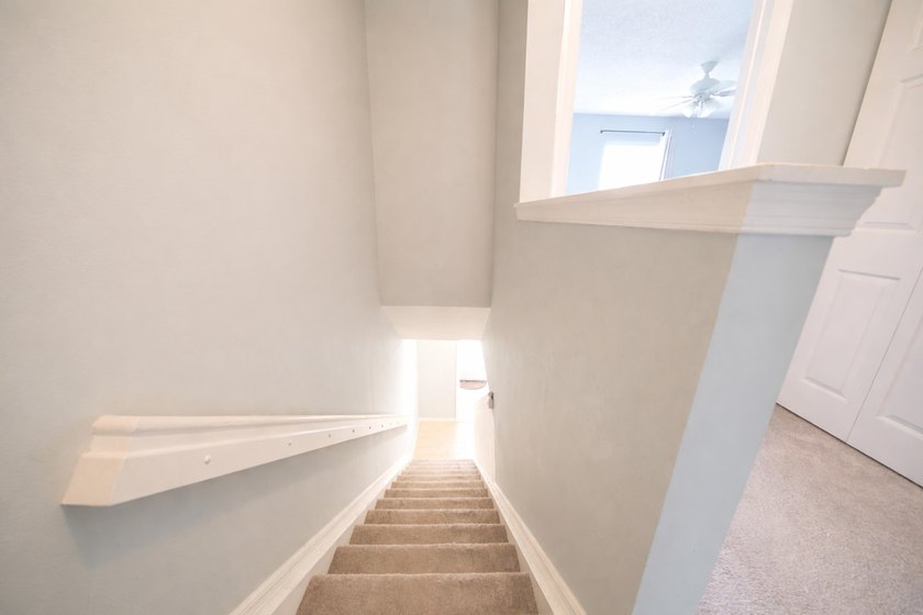 Seller is willing to contribute toward buyer's closing costs - photo 7