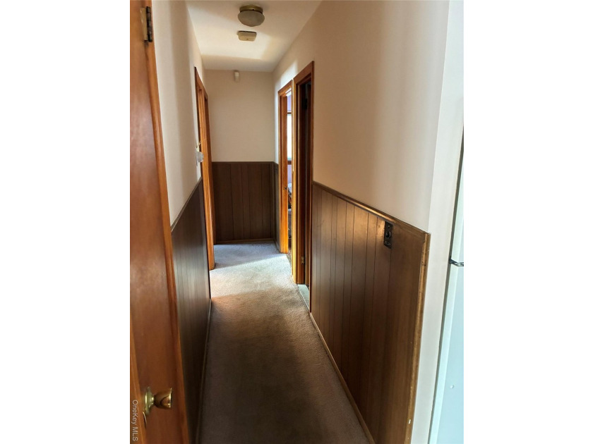 PRICED TO SELL Great starter home located just off the sunrise - photo 9