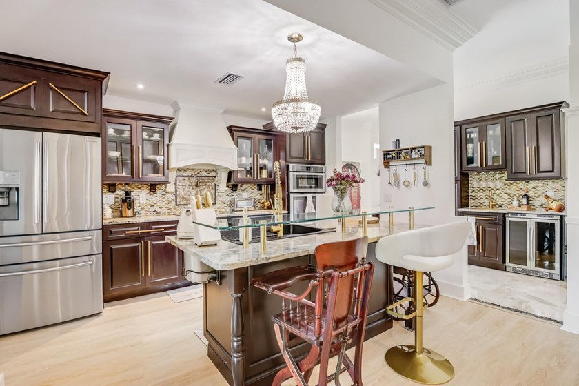 Must see this outstanding home in the renowned Fountains CC - photo 15