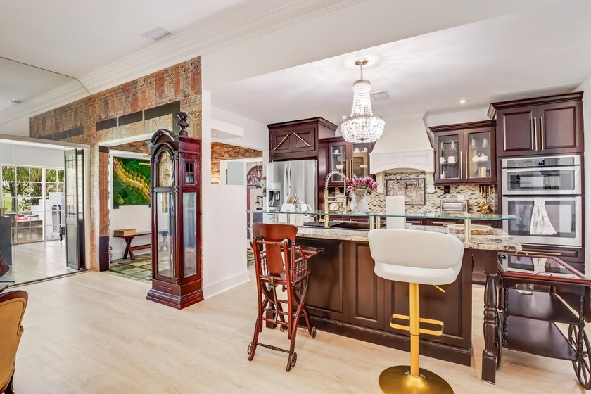 Must see this outstanding home in the renowned Fountains CC - photo 16