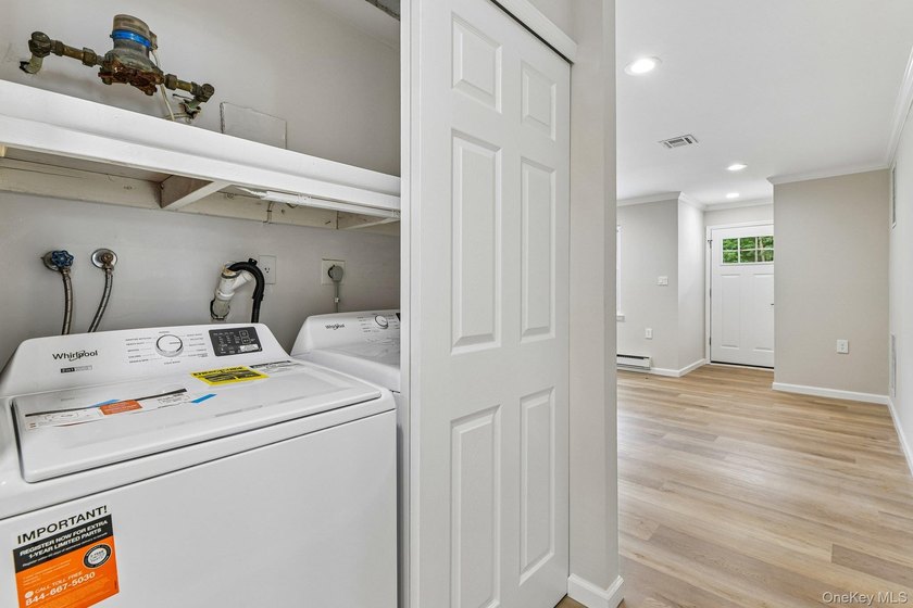 Beautifully Renovated Ranch in the Desirable Leisure Knoll - photo 30