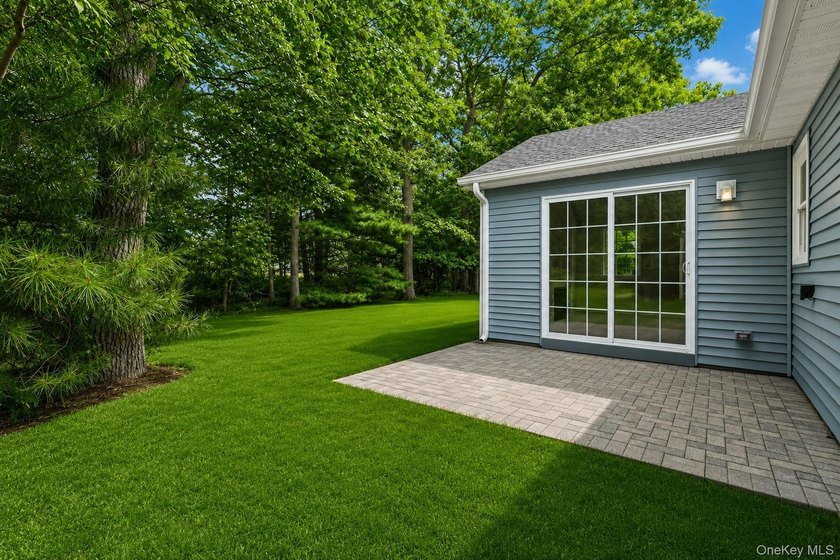 Beautifully Renovated Ranch in the Desirable Leisure Knoll - photo 31