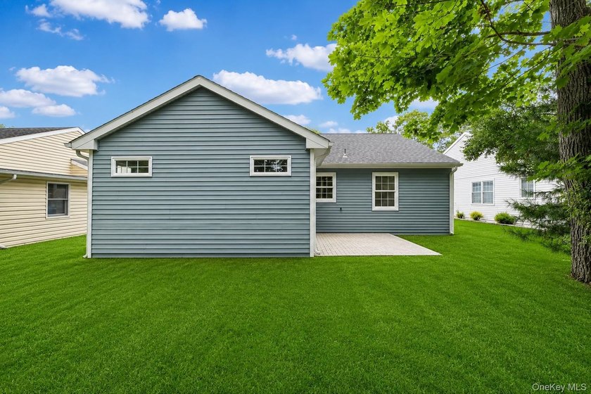 Beautifully Renovated Ranch in the Desirable Leisure Knoll - photo 33