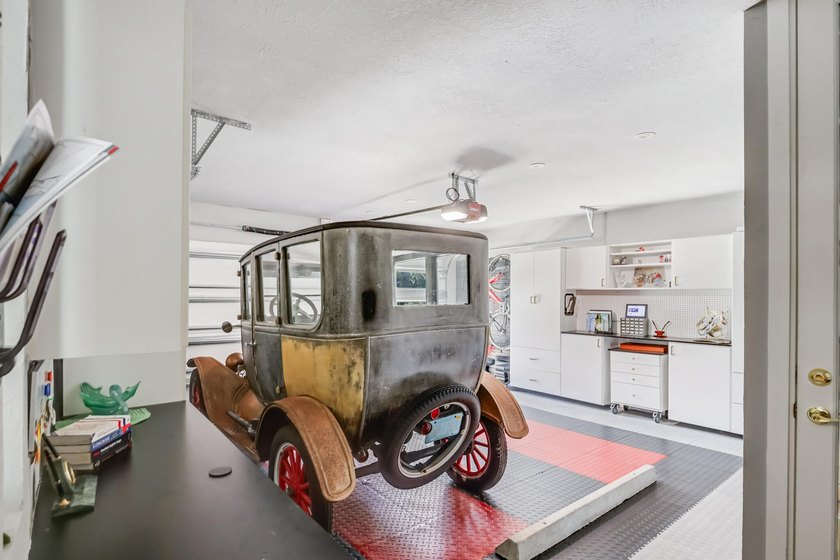 Must see this outstanding home in the renowned Fountains CC - photo 39