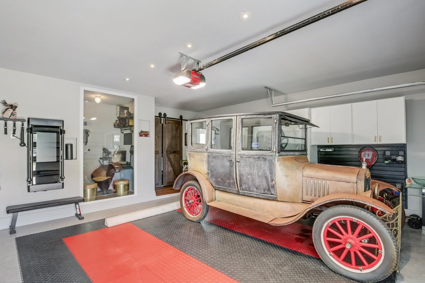 Must see this outstanding home in the renowned Fountains CC - photo 40