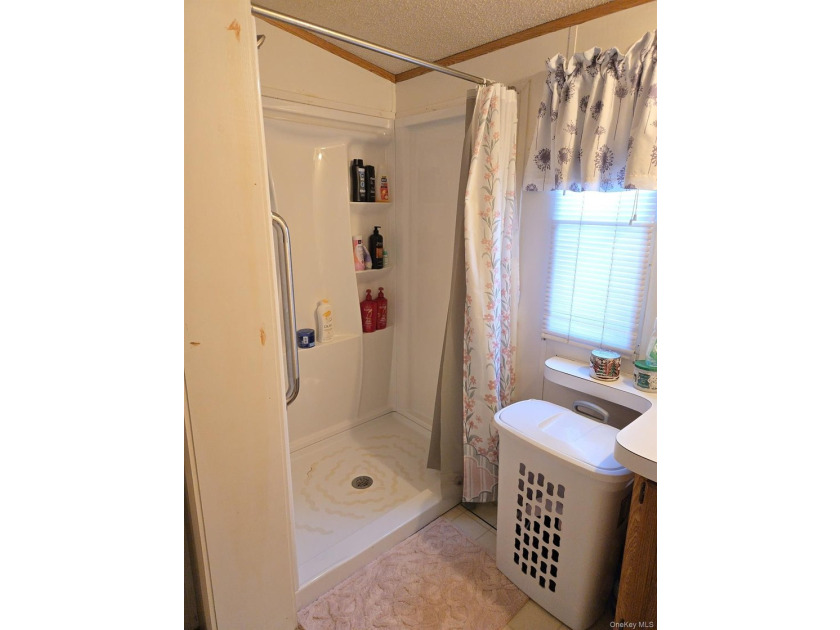 Welcome to 2701 Goethals Road North, Unit H4 - This 3 bedroom, 3 - photo 12