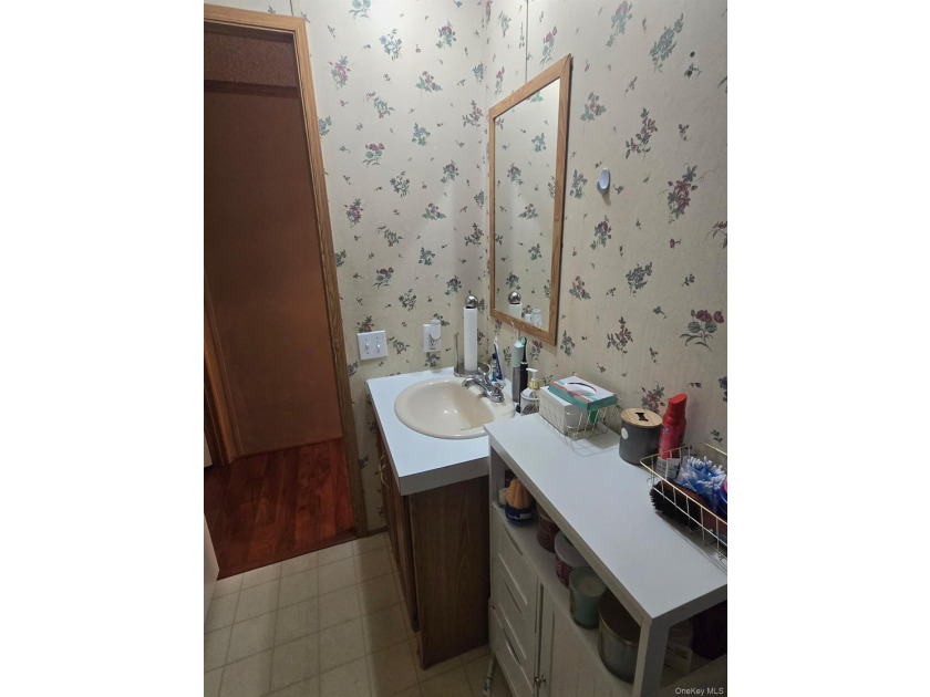 Welcome to 2701 Goethals Road North, Unit H4 - This 3 bedroom, 3 - photo 23