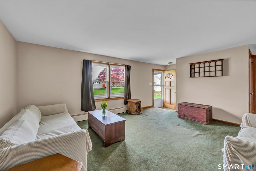 Charming 3 bedroom Cape offering comfortable living space &amp; - photo 2